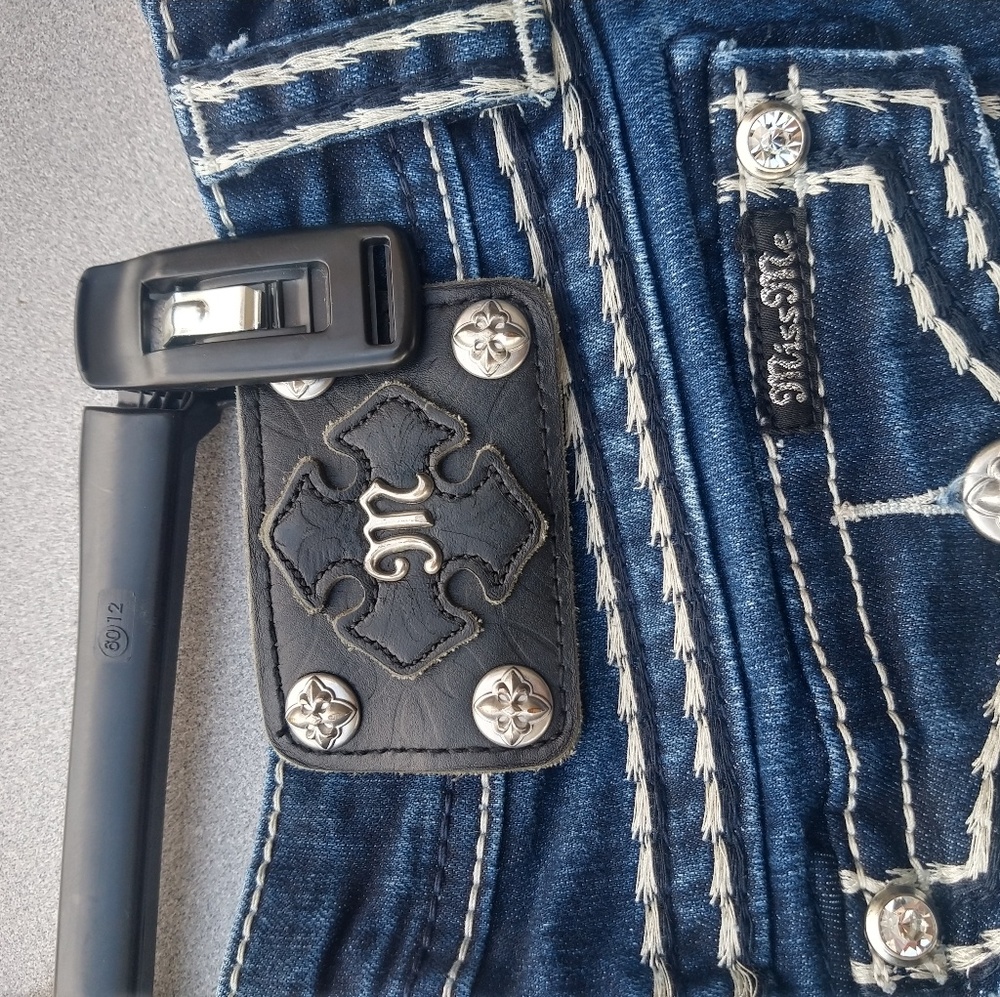 Miss Me Shorts, size 30